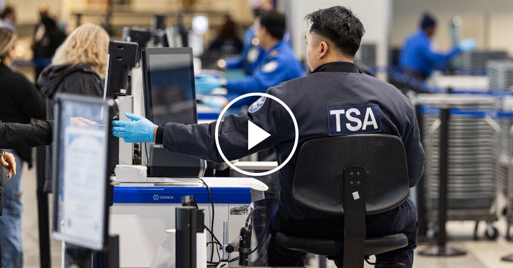 Kristi Noem Awards $10,000 Bonuses to Select TSA Agents – Mirror Brief